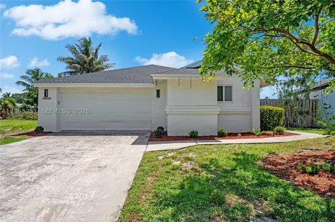1215 NW 18th Ave, Delray Beach, FL 33445