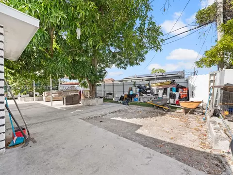 Exterior - 355 W 62nd St, Hialeah, FL 33012 photo 3 of 8