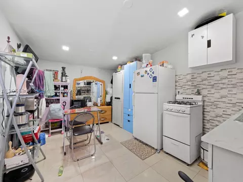 Other - 355 W 62nd St, Hialeah, FL 33012 photo 4 of 8