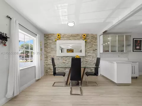 Dining - 355 W 62nd St, Hialeah, FL 33012 photo 3 of 3