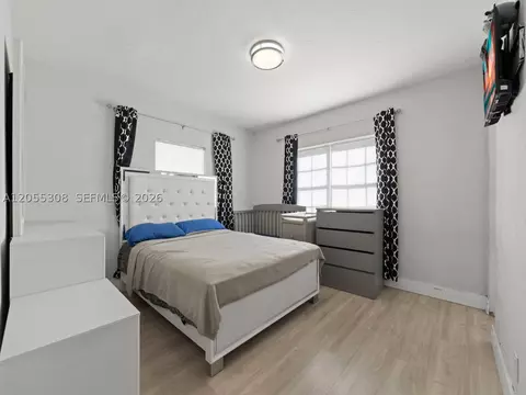 Bedroom - 355 W 62nd St, Hialeah, FL 33012 photo 3 of 7