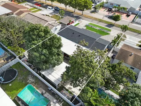 View/Area - 355 W 62nd St, Hialeah, FL 33012 photo 3 of 5