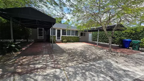 2000 SW 25th St, Miami, FL 33133