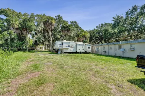 Other - 1069 Marina Ln Cramer Ln, Moore Haven, FL 33471 photo 10 of 20