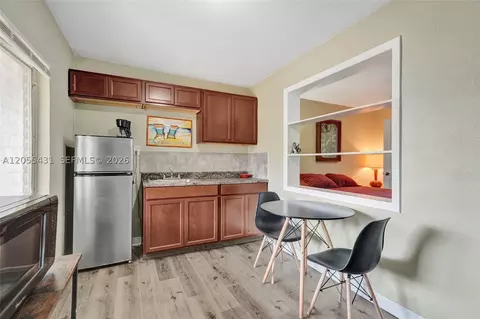 Kitchen - 1069 Marina Ln Cramer Ln, Moore Haven, FL 33471 photo 1 of 2