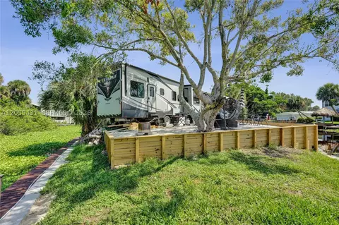 Other - 1069 Marina Ln Cramer Ln, Moore Haven, FL 33471 photo 11 of 20