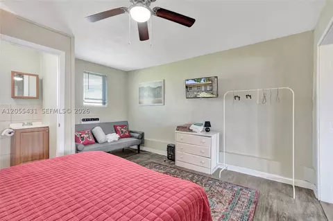 Bedroom - 1069 Marina Ln Cramer Ln, Moore Haven, FL 33471 photo 4 of 5