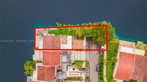 View/Area - 7282 Jacaranda Ln, Miami Lakes, FL 33014 photo 5 of 13