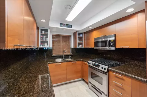 Kitchen - 7282 Jacaranda Ln, Miami Lakes, FL 33014 photo 3 of 4