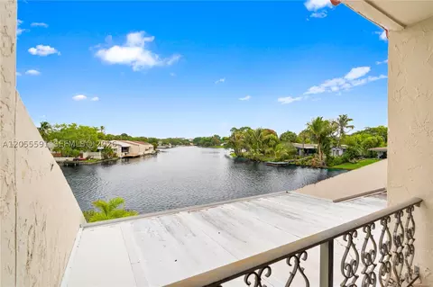 View/Area - 7282 Jacaranda Ln, Miami Lakes, FL 33014 photo 8 of 13