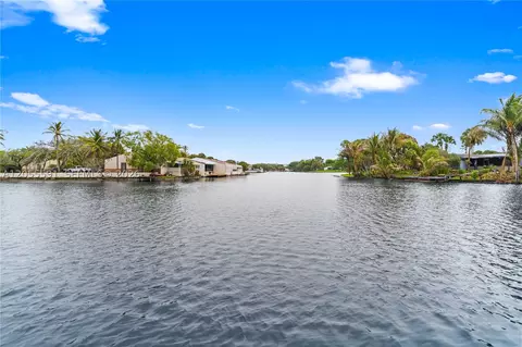 View/Area - 7282 Jacaranda Ln, Miami Lakes, FL 33014 photo 10 of 13