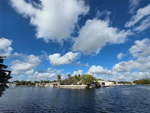 View/Area - 7282 Jacaranda Ln, Miami Lakes, FL 33014 photo 11 of 13