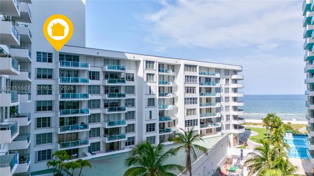 5151 Collins Ave #1027, Miami Beach, FL 33140