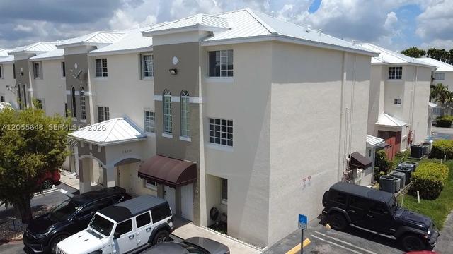 12015 SW 14 St #301-C, Miami, FL 33184