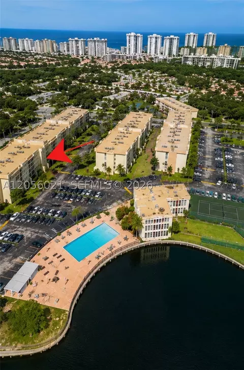 2000 Atlantic Shores Blvd #316, Hallandale Beach, FL 33009