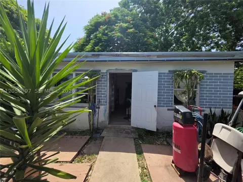 722 SW 3rd Ave, Homestead, FL 33030