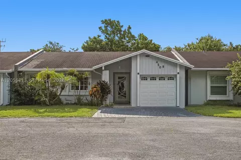 450 E Lakewood Cir E #B, Margate, FL 33063