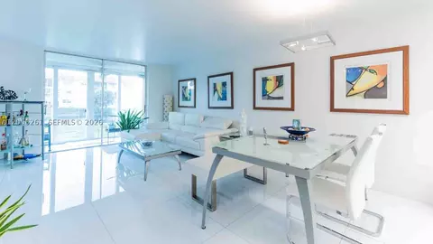 2931 E Sunrise Lakes Dr #109, Sunrise, FL 33322