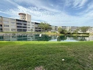 1700 NE 191st St #510, Miami, FL 33179