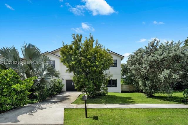 808 SW 29th St, Fort Lauderdale, FL 33315