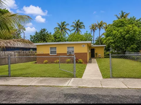 2930 NW 8th St, Fort Lauderdale, FL 33311