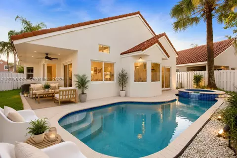 325 Somerset Way, Weston, FL 33326