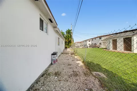 Exterior - 76 W 14 St, Hialeah, FL 33010 photo 13 of 15