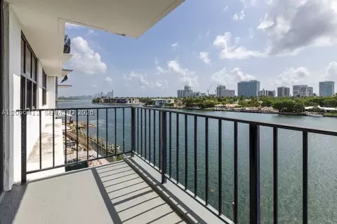 10101 E Bay Harbor Dr #504, Bay Harbor Islands, FL 33154