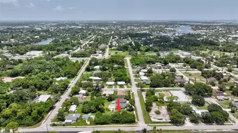 View/Area - 5684 SE 45th Ave, Stuart, FL 34997 photo 16 of 23
