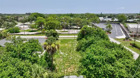 View/Area - 5684 SE 45th Ave, Stuart, FL 34997 photo 3 of 23