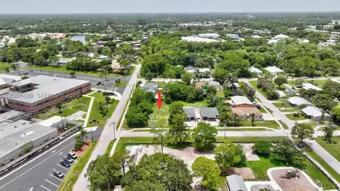 View/Area - 5684 SE 45th Ave, Stuart, FL 34997 photo 9 of 23