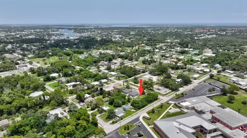 View/Area - 5684 SE 45th Ave, Stuart, FL 34997 photo 18 of 23