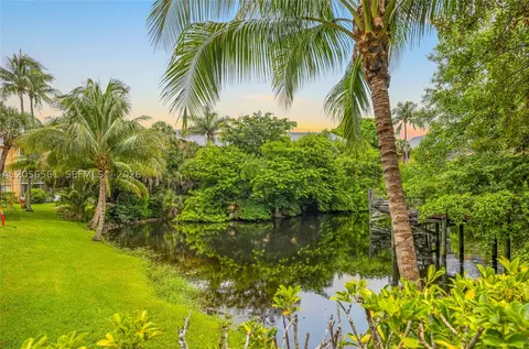 4025 W Mcnab Rd #E107, Pompano Beach, FL 33069