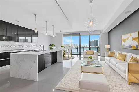 3300 NE 188 St #611, Aventura, FL 33180