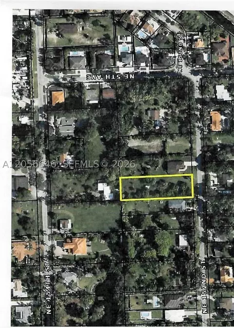 4 NE Av Ne 152 St, Biscayne Gardens, FL 33162