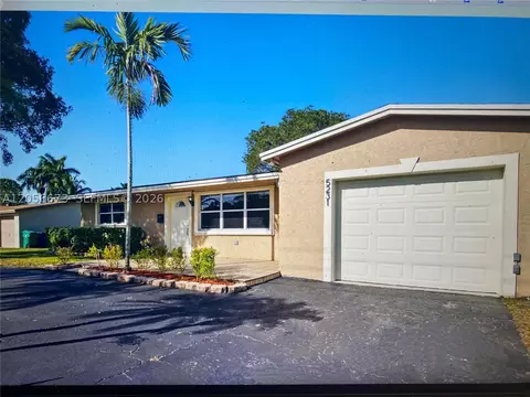 5231 SW 89th Ave, Cooper City, FL 33328