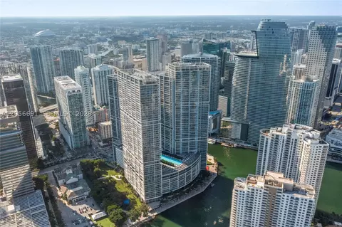 495 Brickell Ave #3702, Miami, FL 33131