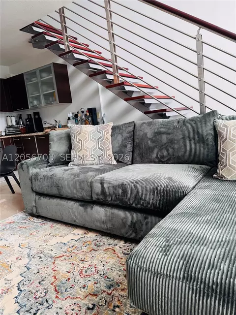 41 SE 5th #2204, Miami, FL 33131