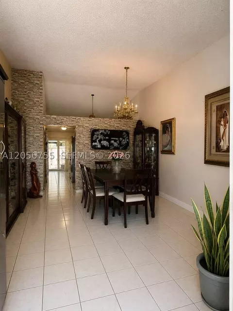 Dining - 5941 W 20th Ln, Hialeah, FL 33016 photo 1 of 1