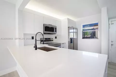 Undisclosed, Pembroke Pines, FL 33026