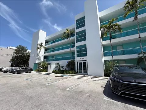 652 NE 63rd St #404, Miami, FL 33138