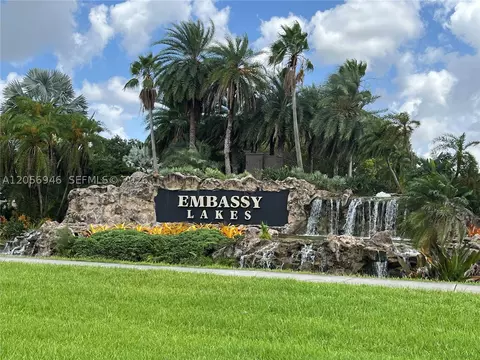 10854 Limeberry Dr, Hollywood, FL 33026