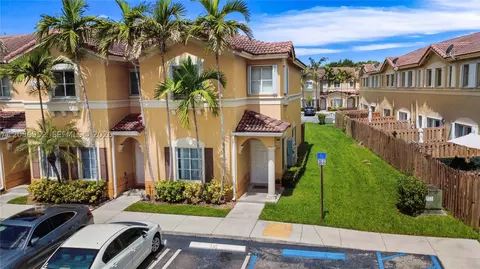 8242 NW 107th Ct #8-12, Doral, FL 33178