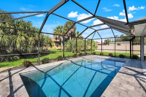 455 Bowman Ter, Port Charlotte, FL 33953