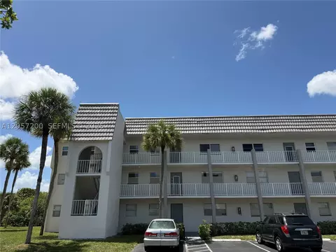 8305 Sunrise Lakes Blvd #201, Sunrise, FL 33322