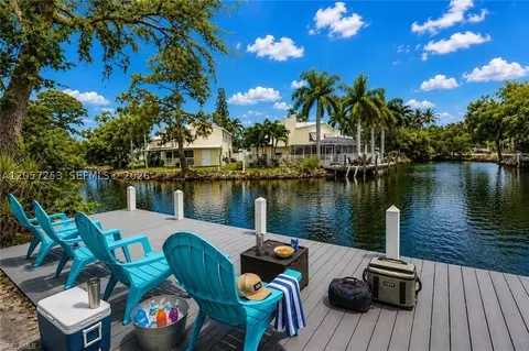 3659 Riviera Cir, Bonita Springs, FL 34134