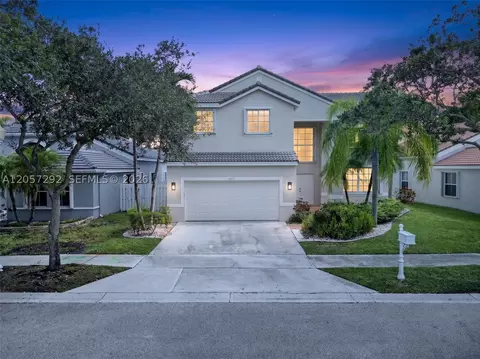 1012 Cedar Falls Dr, Weston, FL 33327