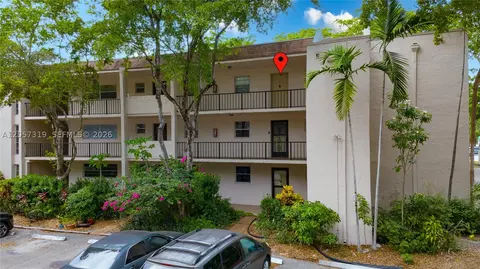 469 N Pine Island Rd #B308, Plantation, FL 33324