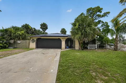 1041 Sanger St, Port Charlotte, FL 33952