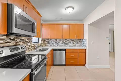 Kitchen - 3220 E 8th Ave, Hialeah, FL 33013 photo 3 of 3